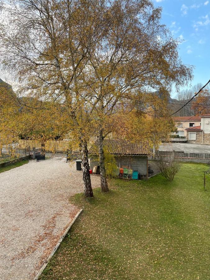 Appartement Tarascon Sur Ariege ภายนอก รูปภาพ